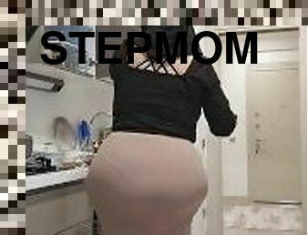 my big ass stepmom gabriella cooks by showing me her ass.