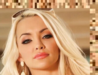 Perfect big tits blonde MILF model Lindsey Pelas strips