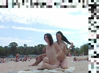 Nudist, Strand